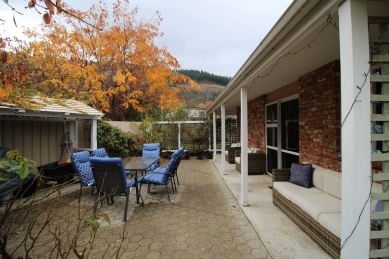 Photo of property in 35 Hazlett Street, Clyde, 9330