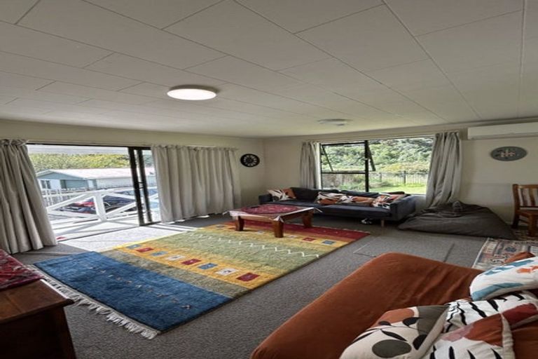 Photo of property in 22b Transom Close, Whitby, Porirua, 5024