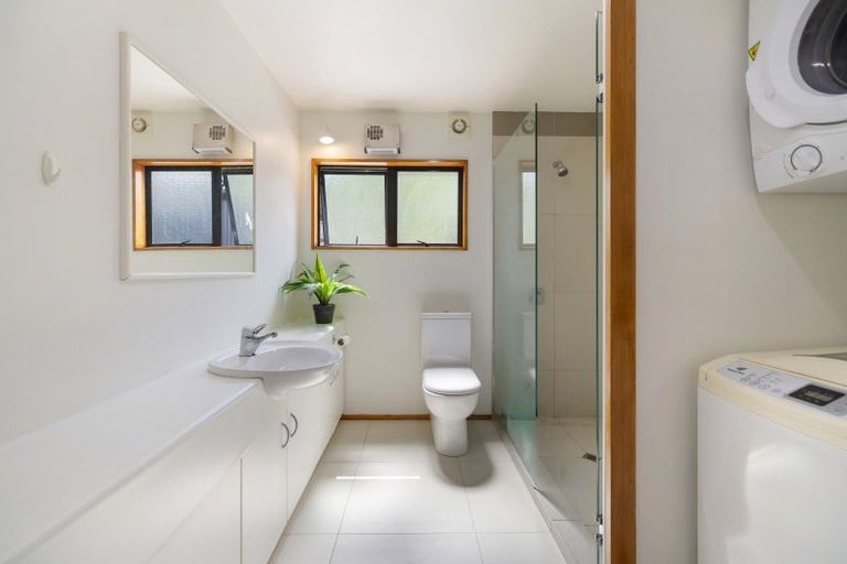 Photo of property in 12b Windsor Place, Queenstown, 9300