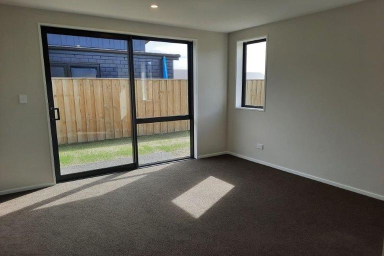 Photo of property in 19 Nathaniel Archer Street, Woodend, 7610