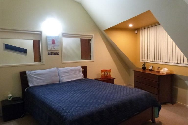 Photo of property in 334 Te Atatu Road, Te Atatu South, Auckland, 0610