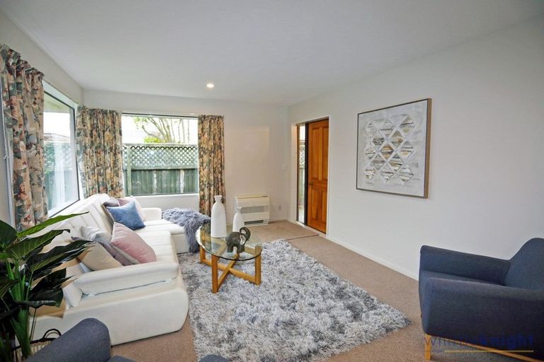 Photo of property in 2/44 Division Street, Riccarton, Christchurch, 8041