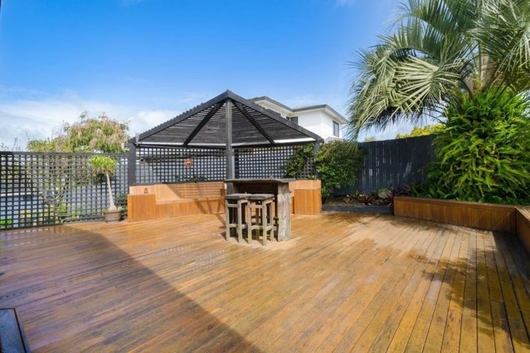 Photo of property in 23 Matua Road, Huapai, Kumeu, 0810