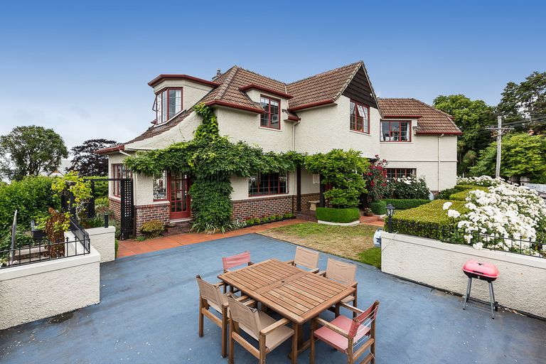 Photo of property in 49 Royal Terrace, Dunedin Central, Dunedin, 9016