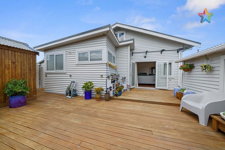 Photo of property in 389 Jackson Street, Petone, Lower Hutt, 5012