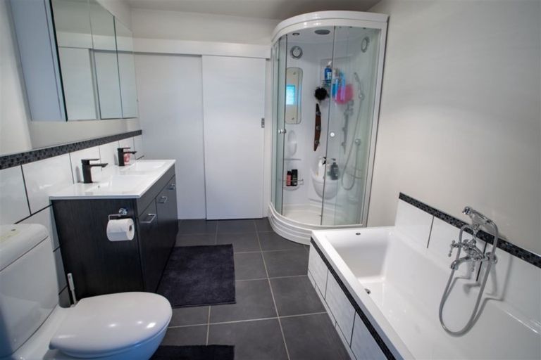 Photo of property in 322 Otaika Valley Road, Otaika, Whangarei, 0170