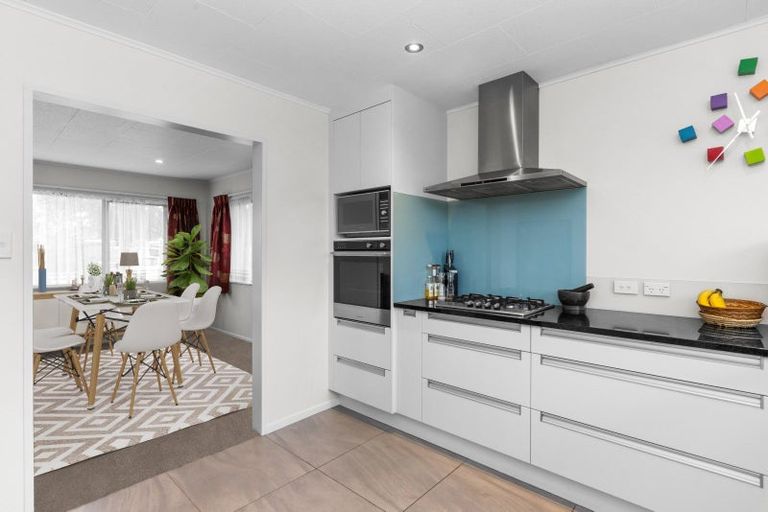 Photo of property in 25 Surrey Street, Taradale, Napier, 4112