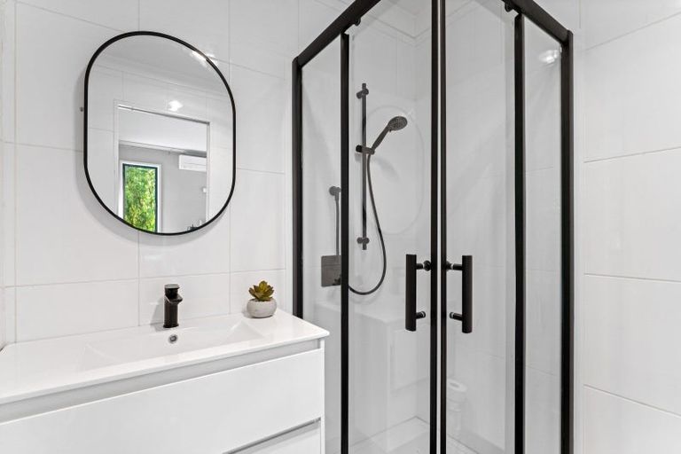 Photo of property in 208 Mapara Road, Acacia Bay, Taupo, 3385