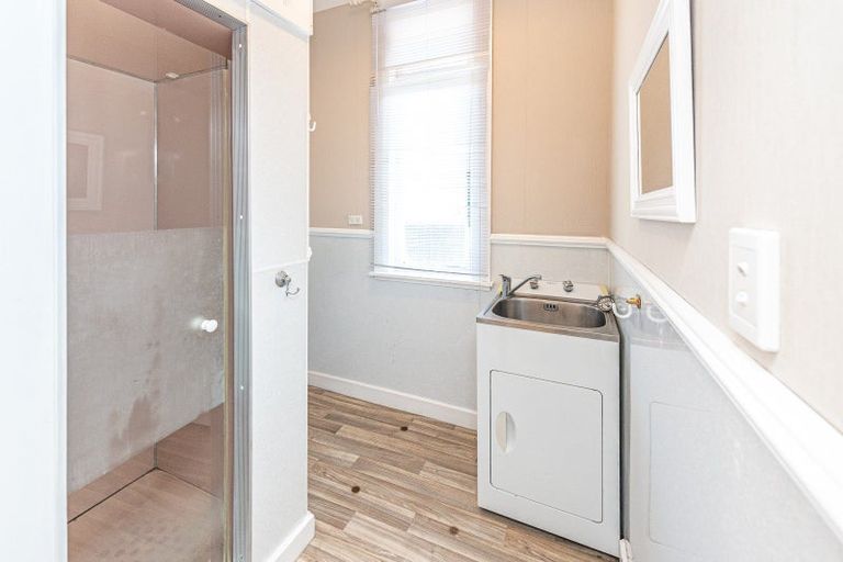 Photo of property in 5 Mason Terrace, Gonville, Whanganui, 4501