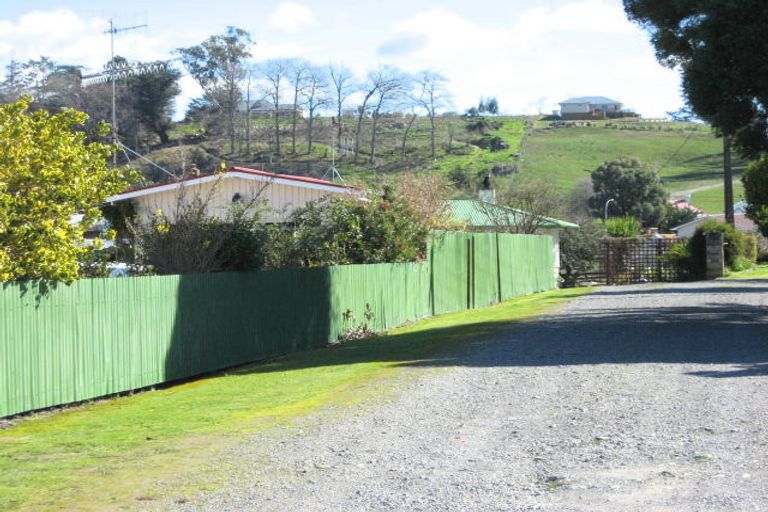 Photo of property in 5 Mcgreevy Street, Waipawa, 4210