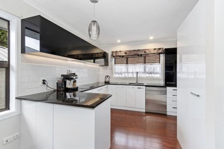 Photo of property in 147 Maidstone Road, Ilam, Christchurch, 8041