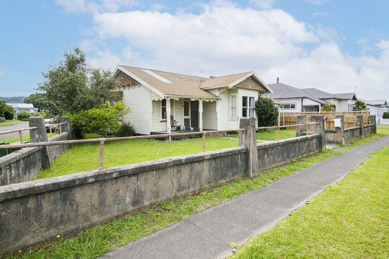 Photo of property in 299 Kahutia Street, Gisborne, 4010