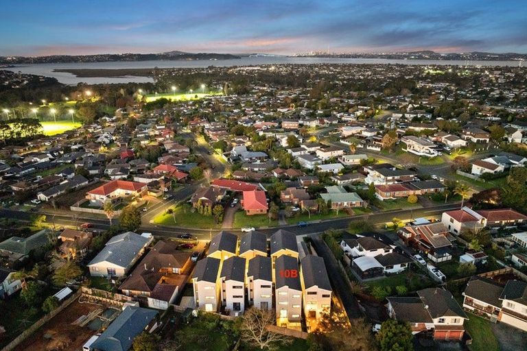 Photo of property in 10b White Heron Drive, Massey, Auckland, 0614