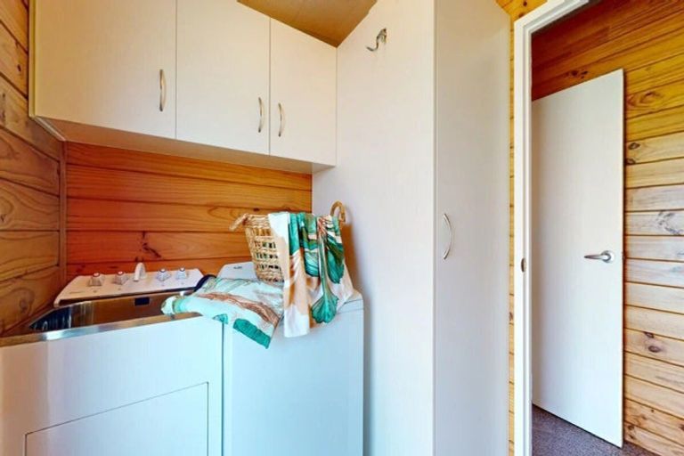 Photo of property in 11 Ramona Avenue, Waitarere Beach, Levin, 5510