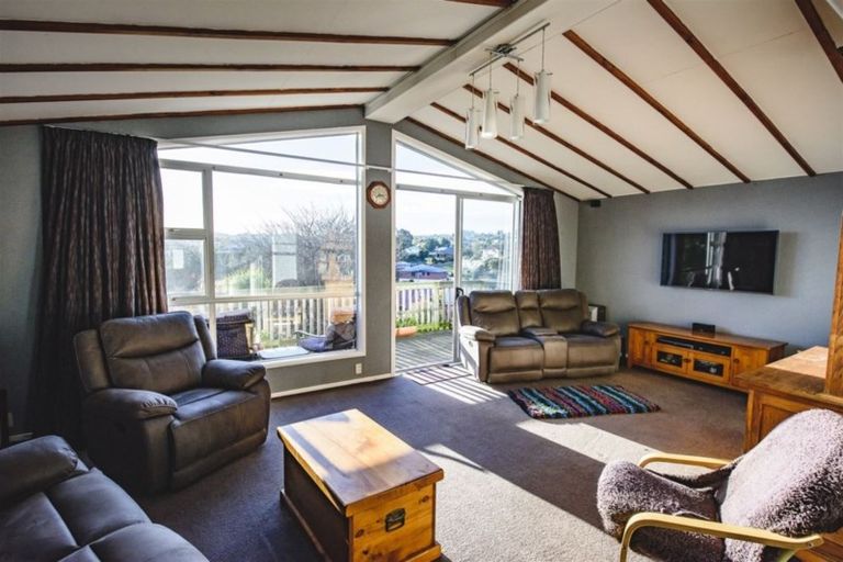 Photo of property in 8 Saint Andrew Place, Balclutha, 9230