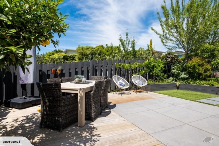 Photo of property in 18a Simla Avenue, Havelock North, 4130