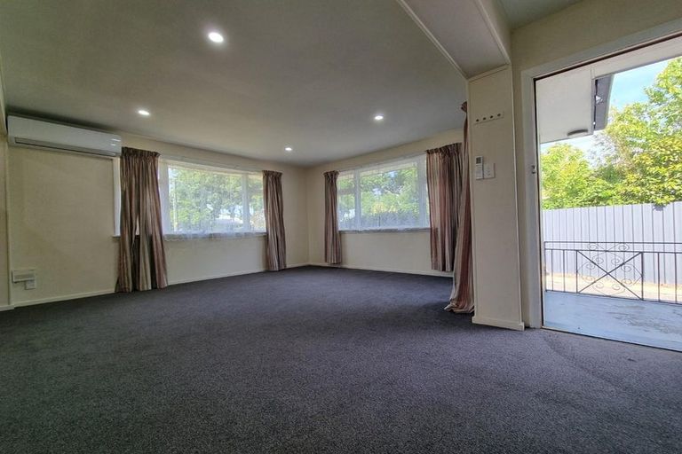 Photo of property in 21 Springhill Street, Avonhead, Christchurch, 8042