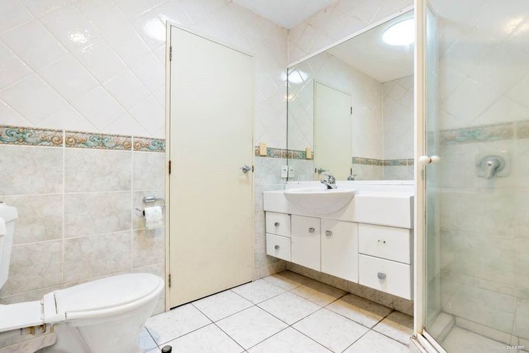 Photo of property in 9/77 Saint George Street, Papatoetoe, Auckland, 2025