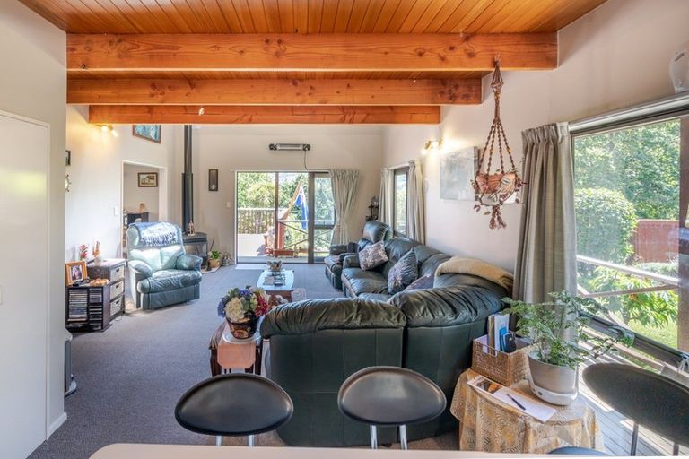 Photo of property in 5 Ngaio Grove, Robinsons Bay, Akaroa, 7581