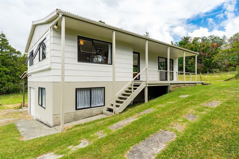 Photo of property in 55 Old Waipu Road, Mangawhai, 0505