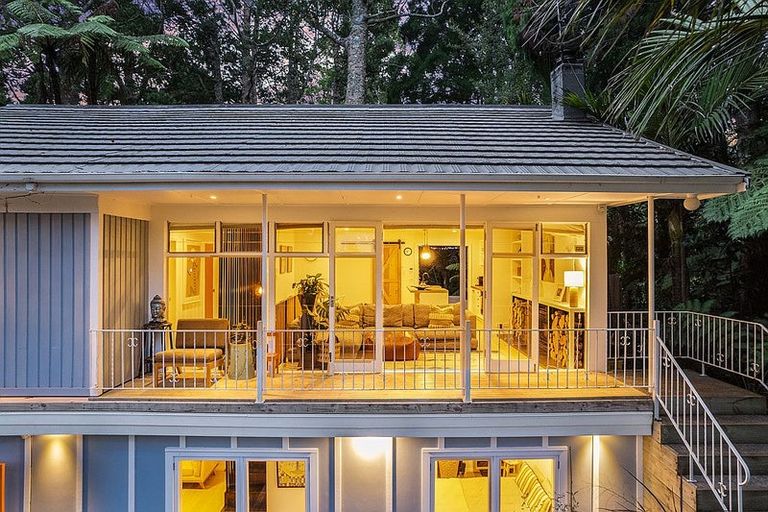 Photo of property in 80 Waima Crescent, Titirangi, Auckland, 0604