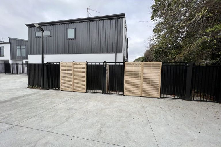 Photo of property in 1/10a Mclean Street, Linwood, Christchurch, 8062