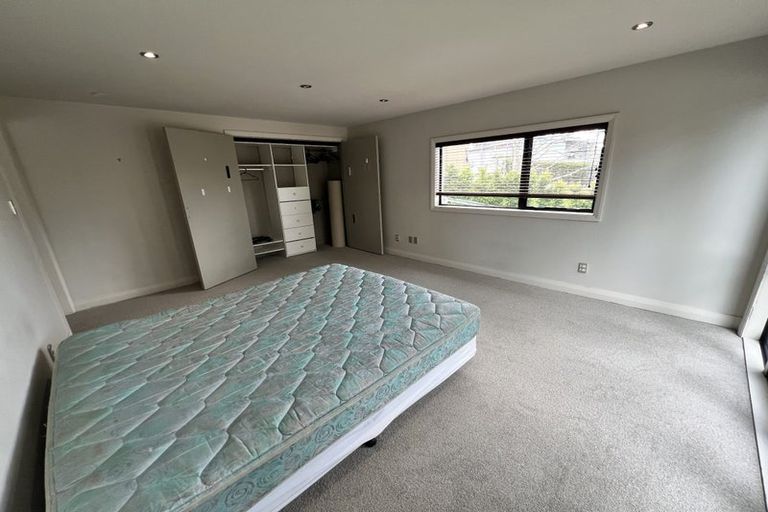 Photo of property in 27 Maritime Terrace, Birkenhead, Auckland, 0626