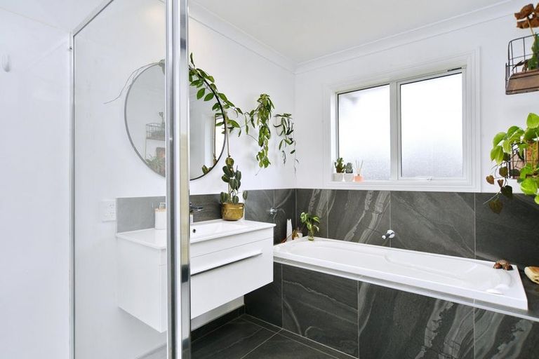 Photo of property in 36 Gammack Drive, Halswell, Christchurch, 8025