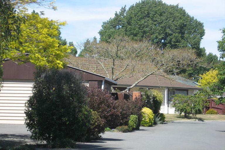 Photo of property in 9a Yellowstone Crescent, Burwood, Christchurch, 8083