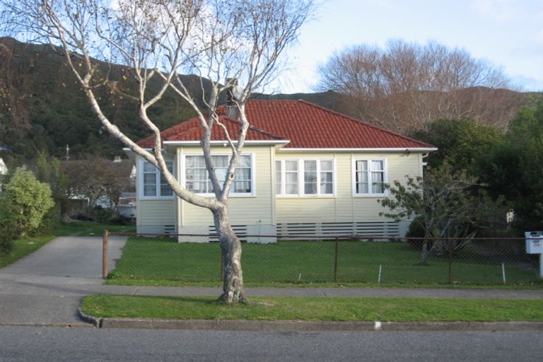 Photo of property in 109 Wilkie Crescent, Naenae, Lower Hutt, 5011