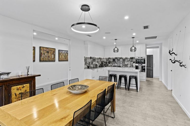 Photo of property in 46 Holiday Drive, Mairehau, Christchurch, 8052