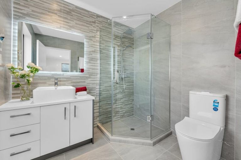 Photo of property in 53 Koromeke Street, Flat Bush, Auckland, 2019