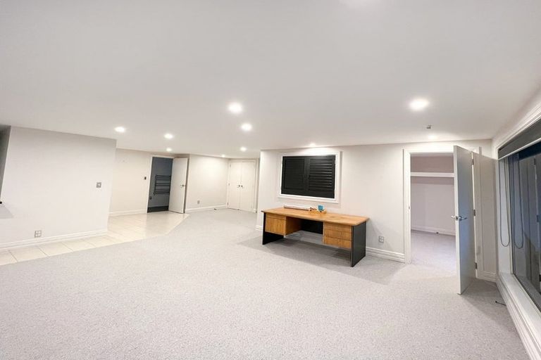 Photo of property in 105 East Coast Road, Castor Bay, Auckland, 0620
