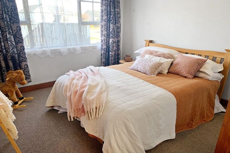 Photo of property in 75 Grey Street, Ashburton, 7700