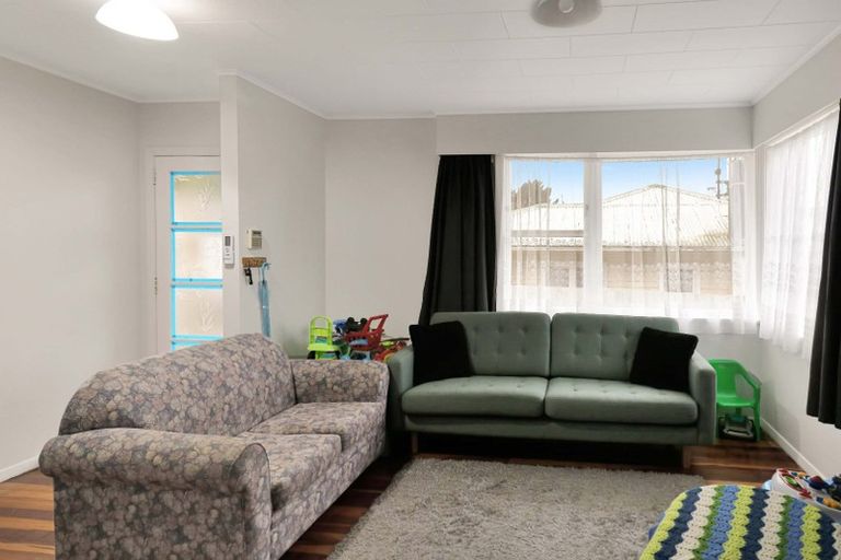 Photo of property in 1/26 Puriri Street, Wainuiomata, Lower Hutt, 5014