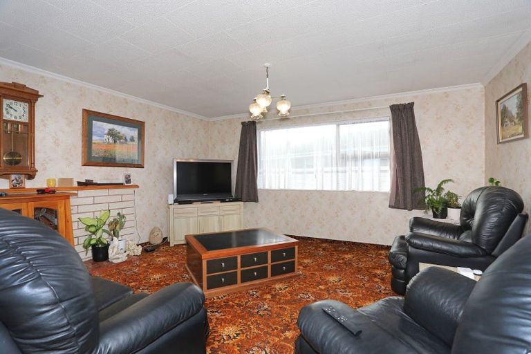 Photo of property in 2 Walker Crescent, Bulls, 4818