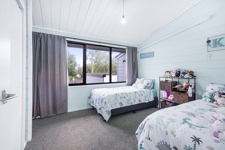 Photo of property in 25a Pohutukawa Drive, Pukete, Hamilton, 3200