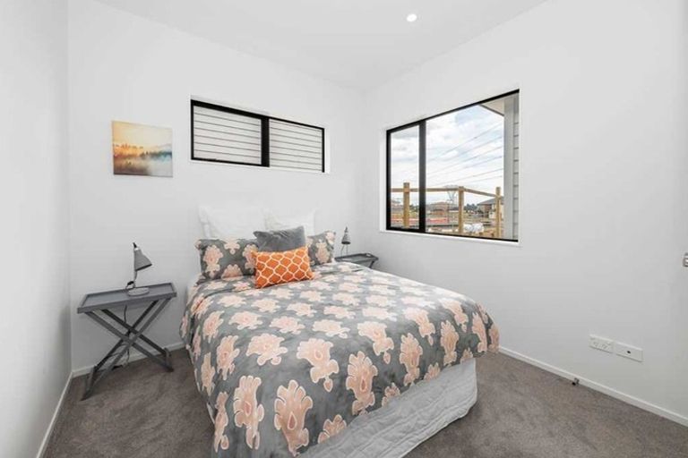 Photo of property in 60 Cooladawson Drive, Flat Bush, Auckland, 2019