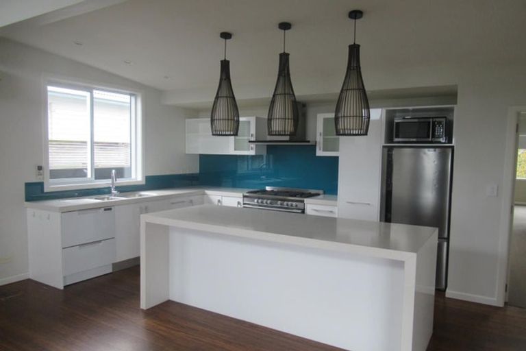 Photo of property in 196 Rosetta Road, Raumati South, Paraparaumu, 5032