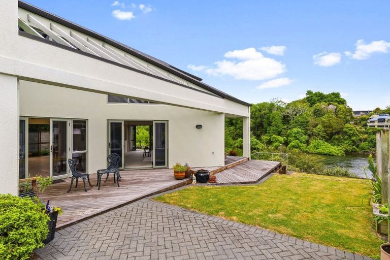 Photo of property in 565 River Road, Fairfield, Hamilton, 3214