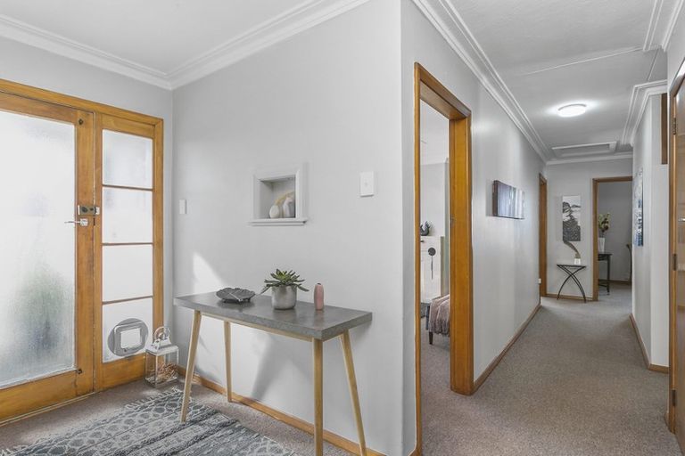 Photo of property in 137 Easther Crescent, Kew, Dunedin, 9012