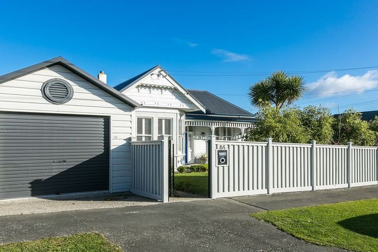 Photo of property in 84 Tomahawk Road, Andersons Bay, Dunedin, 9013