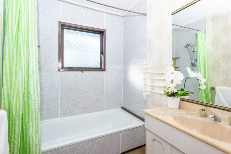 Photo of property in 2 Domett Street, Whataupoko, Gisborne, 4010