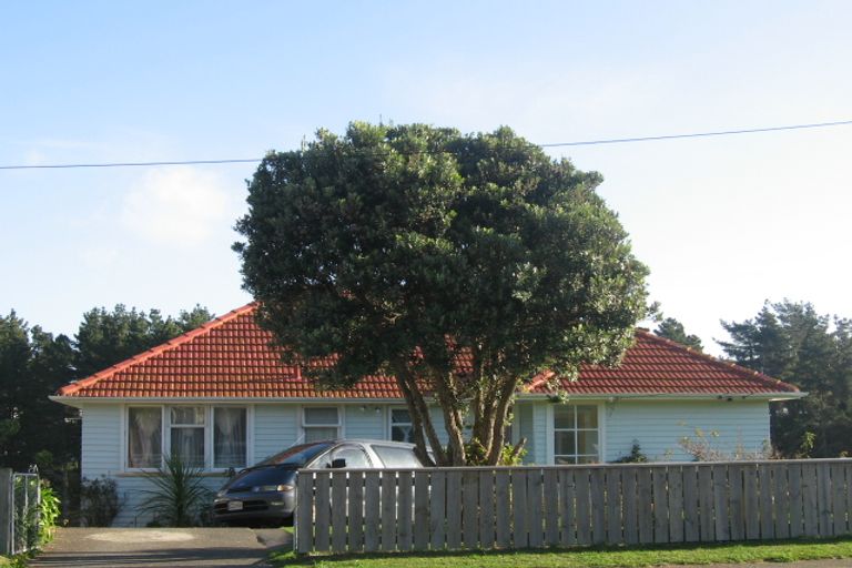 Photo of property in 23 Castor Crescent, Cannons Creek, Porirua, 5024