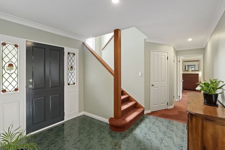 Photo of property in 321 Te Moana Road, Waikanae, 5036