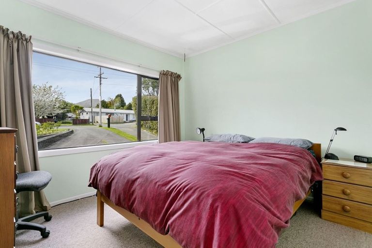 Photo of property in 1/17 Kotare Street, Hilltop, Taupo, 3330