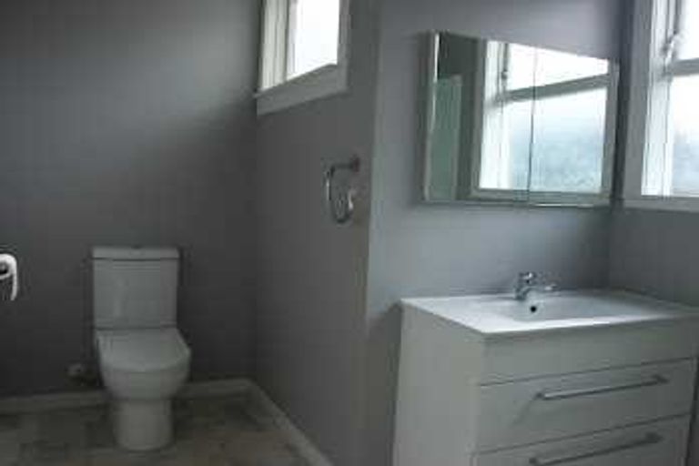 Photo of property in 68 East Street, Feilding, 4702