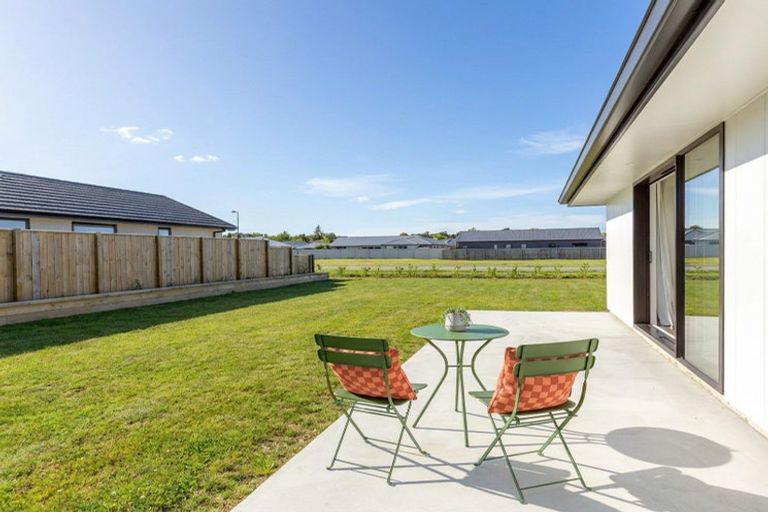 Photo of property in 15 Farley Avenue, Greytown, 5712