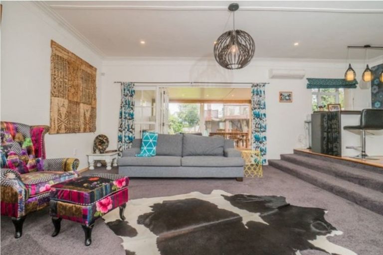 Photo of property in 10 Calvert Avenue, Mangere East, Auckland, 2024