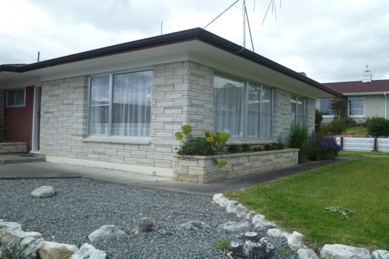 Photo of property in 8a Aotea Crescent, Havelock North, 4130